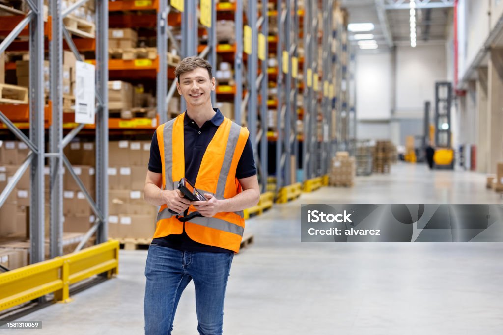 Warehouse clerk (m/f/d)